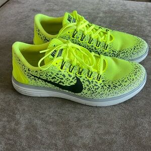 Neon Nike Free Rn Distance shoes